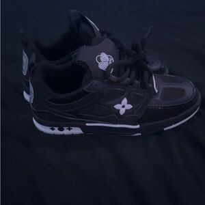 Stylish Black size 11